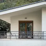 Twin Peaks Retreat By Alure 阿拉霍瓦