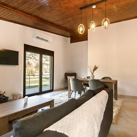 Twin Peaks Retreat By Alure