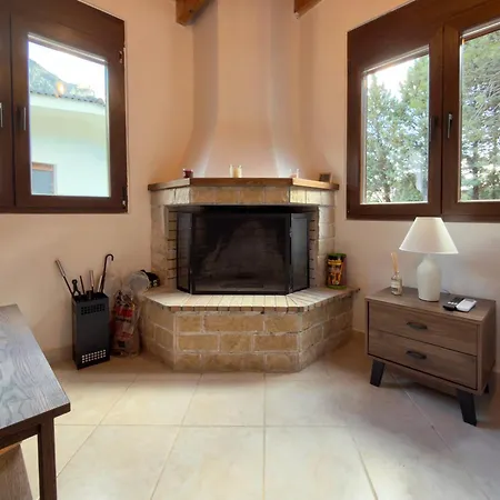 Twin Peaks Retreat By Alure