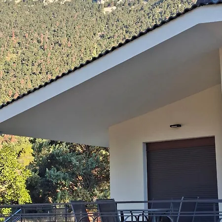 Twin Peaks Retreat