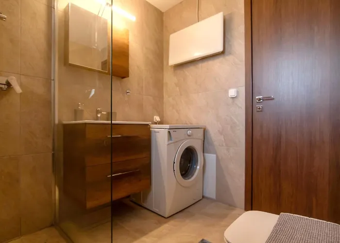 Twin Peaks Retreat By Alure Arachova