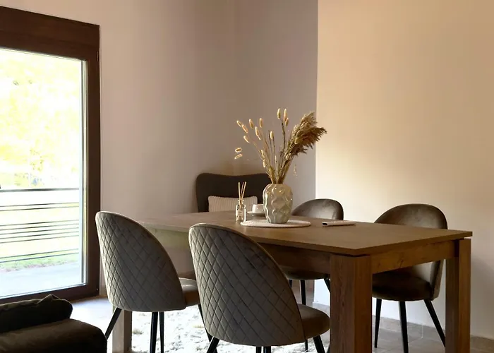 Appartamento Twin Peaks Retreat By Alure *